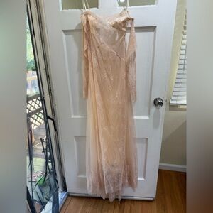 Elegant Lace Long Sleeve Gown